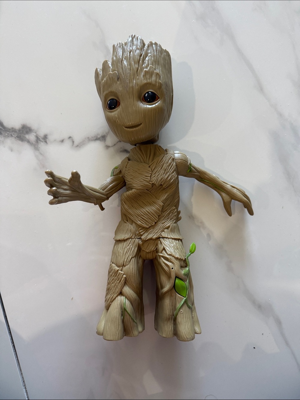 Dancing Baby Groot Talking Dancing Figure 11” Marvel Hasbro 2016